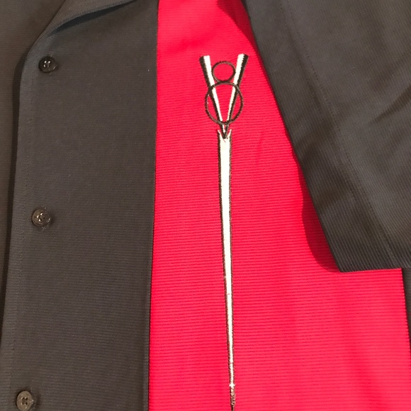 MEN'S SIZE XXL RED/BLACK V8 RETRO STYLE SHIRT - Picture 3 of 5